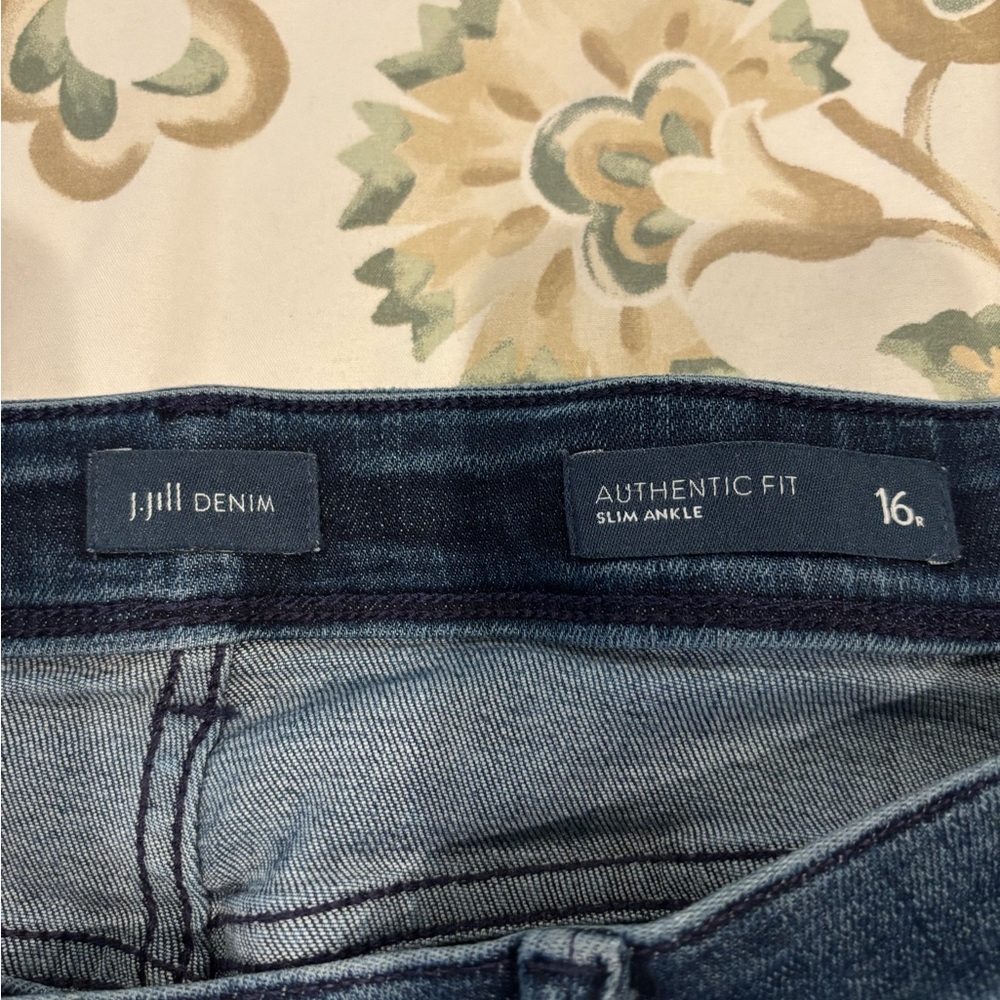J. Jill Blue Slim Jeans with Classic Worn-In Look